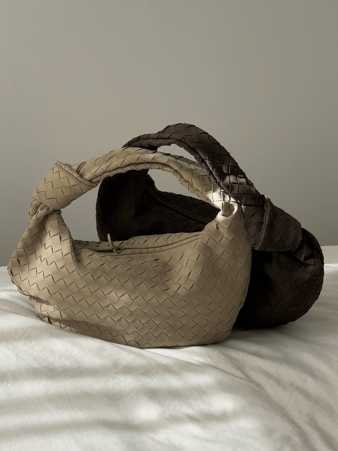 SUEDE KNOT BAG