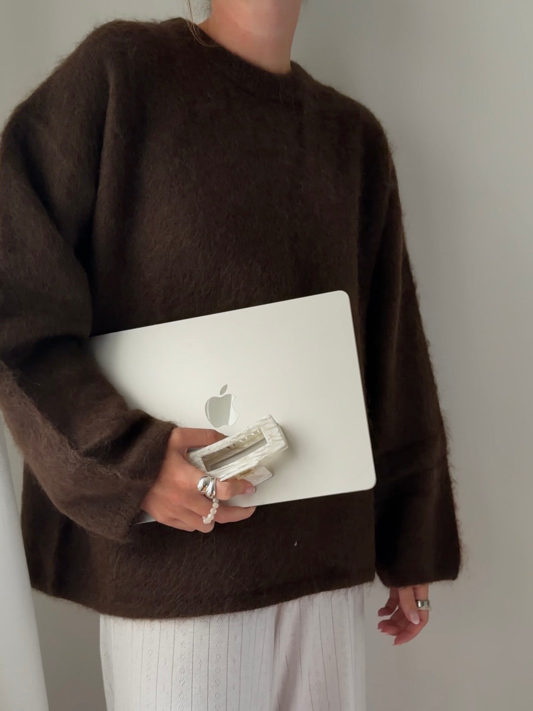 beige swirl