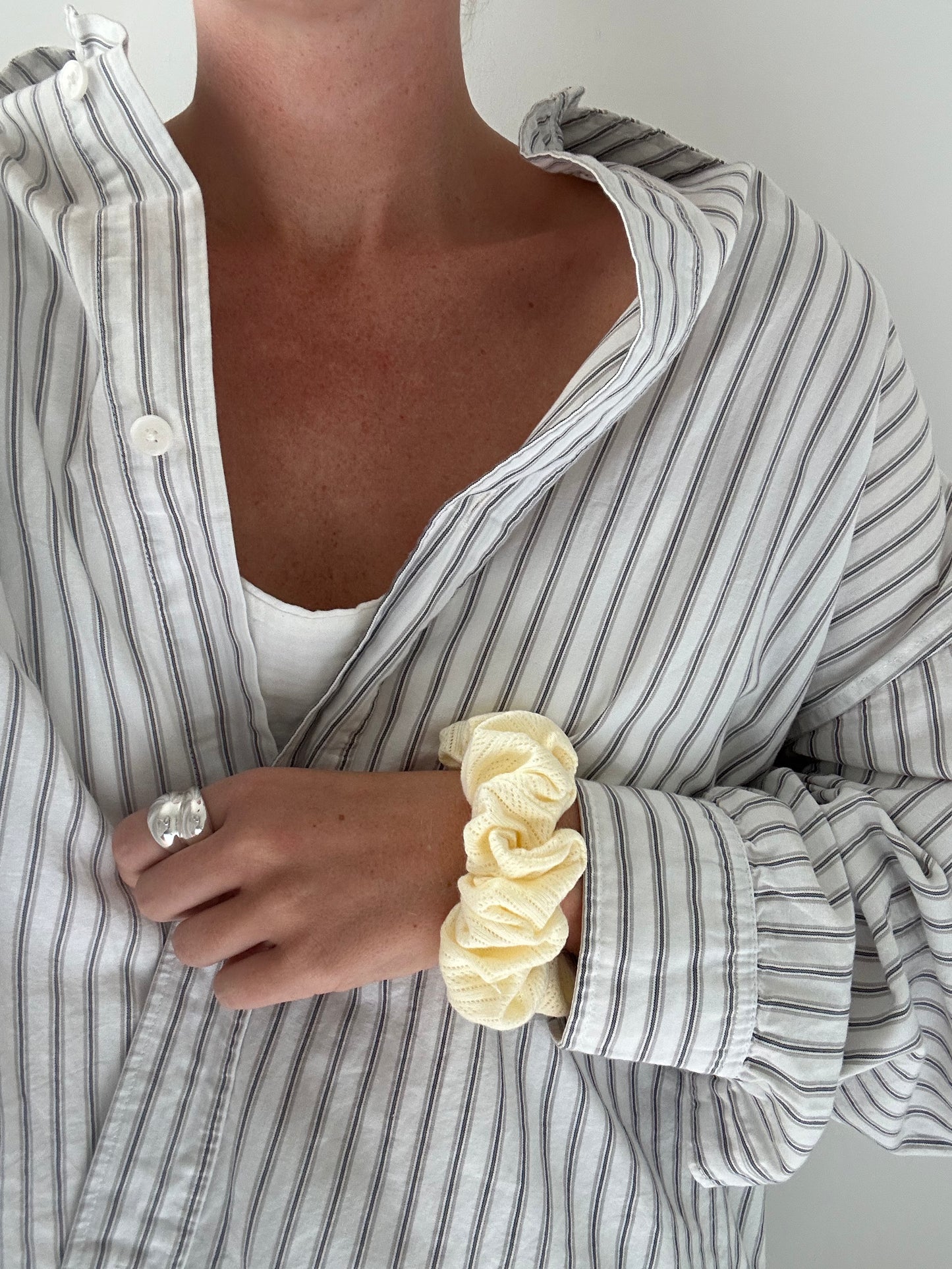 yellow pointelle