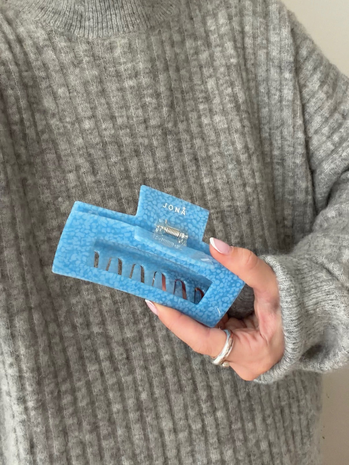 poppy blue