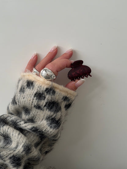 burgundy
