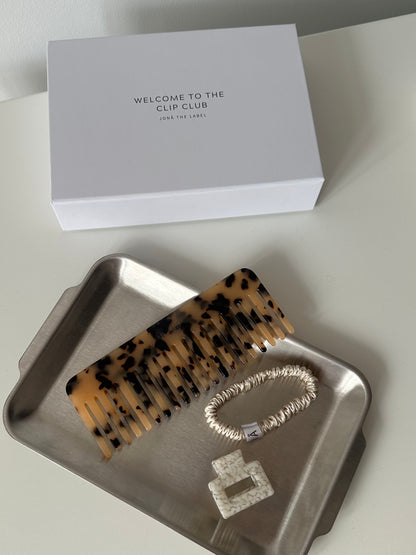 ESSENTIALS GIFT BUNDLE