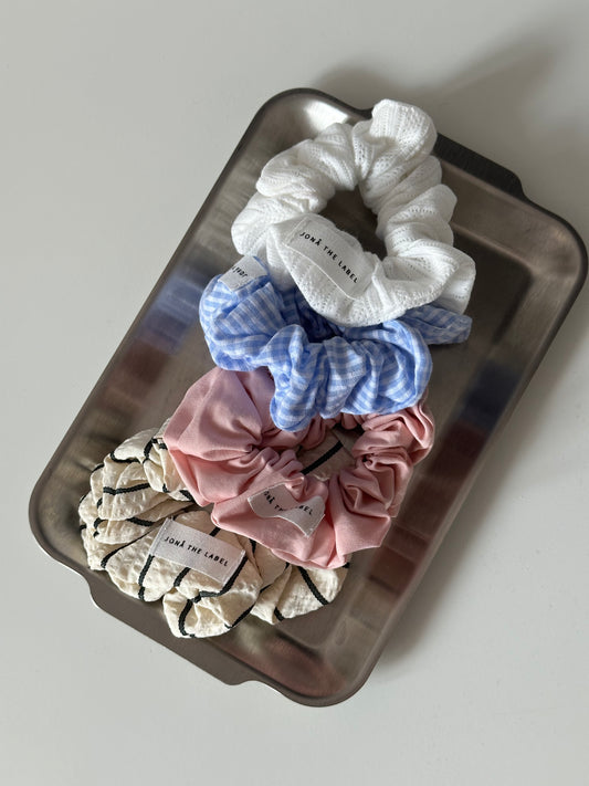 EVERYDAY SCRUNCHIES