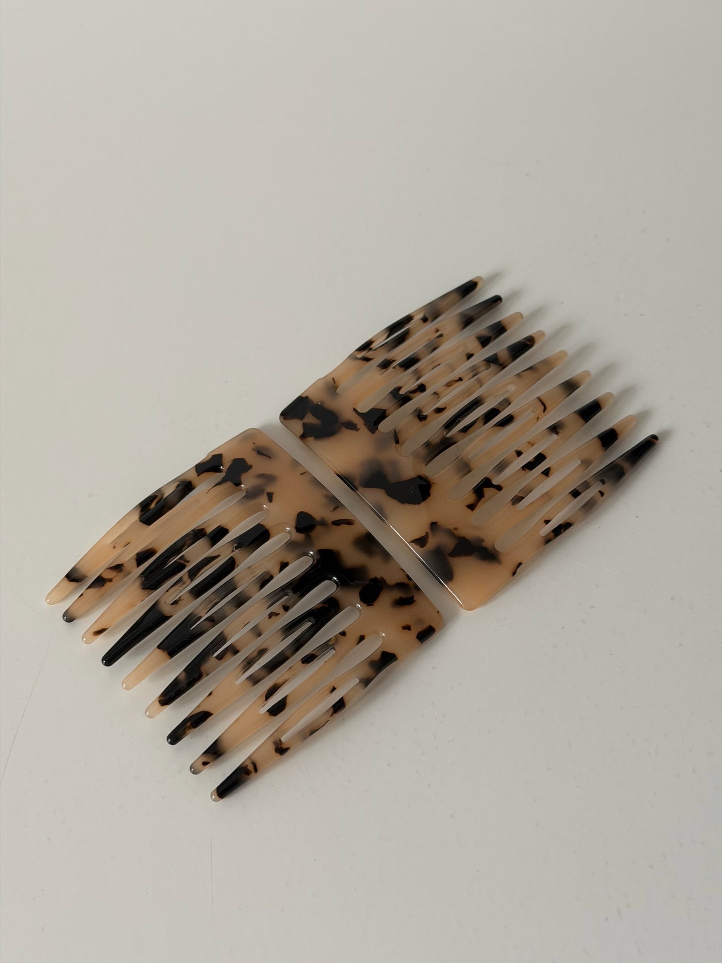 FRENCH COMB