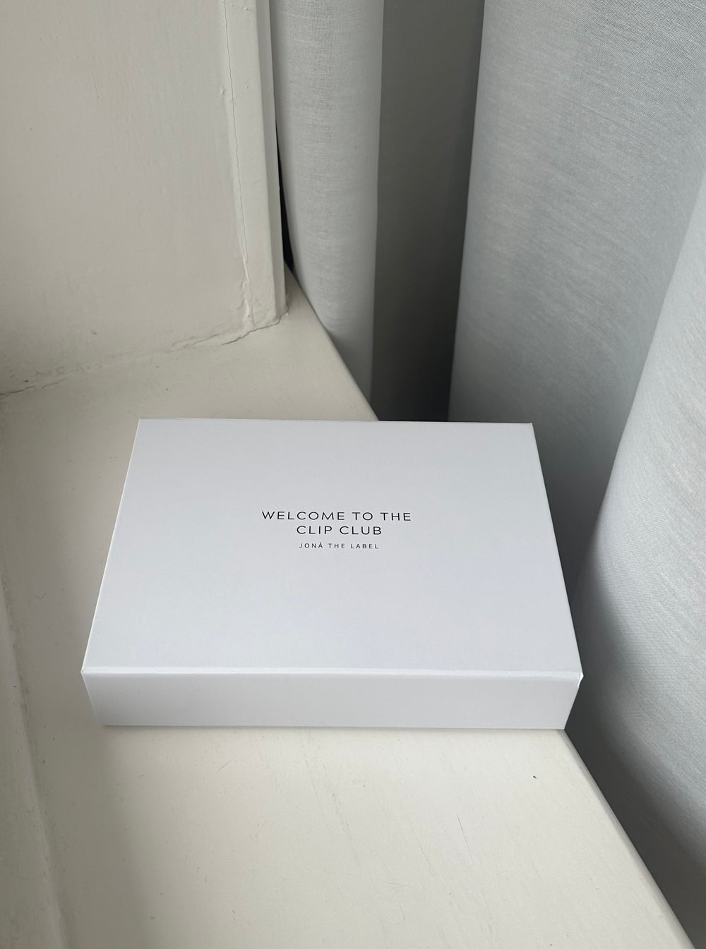 ESSENTIALS GIFT BUNDLE