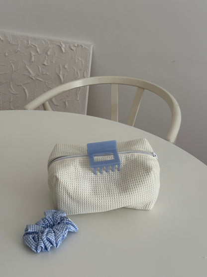 WAFFLE MAKE-UP BAG