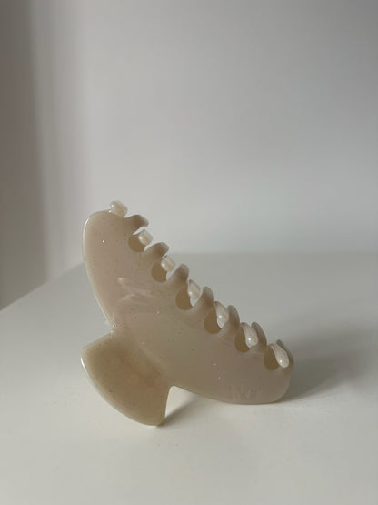 MATILDA CLIP in golden glitter