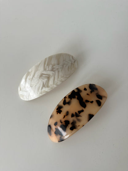 BARRETTE CLIP in beige swirl
