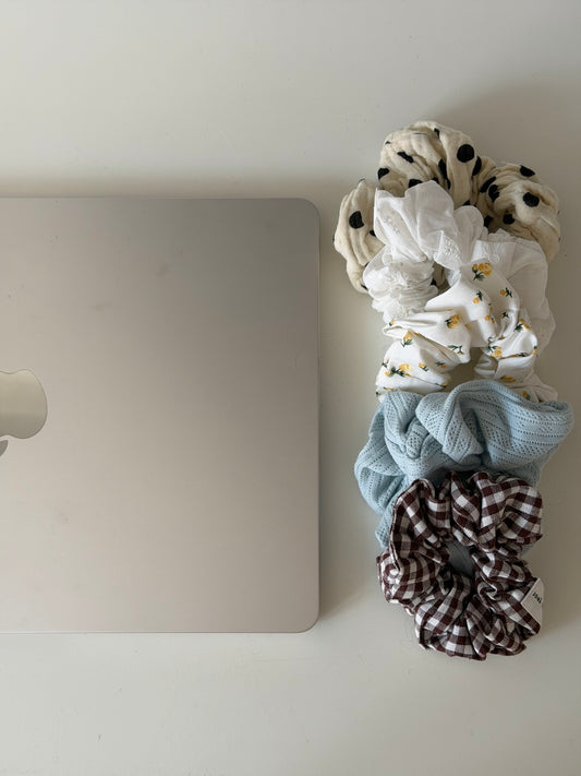 EVERYDAY SCRUNCHIES