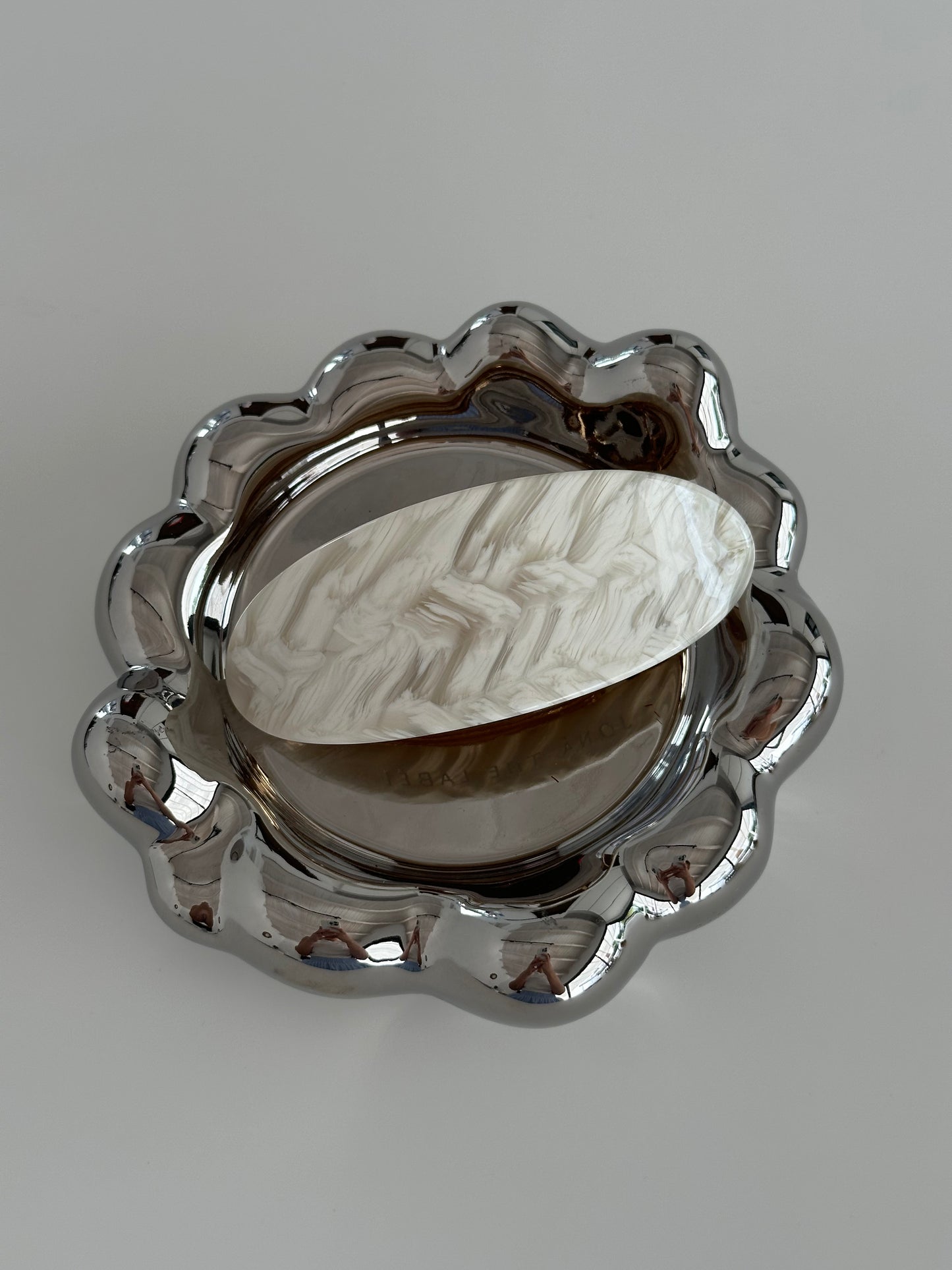 BARRETTE CLIP in beige swirl