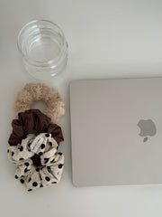 EVERYDAY SCRUNCHIES