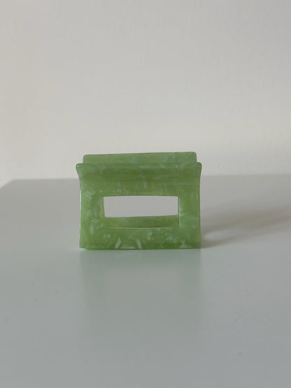 apple green