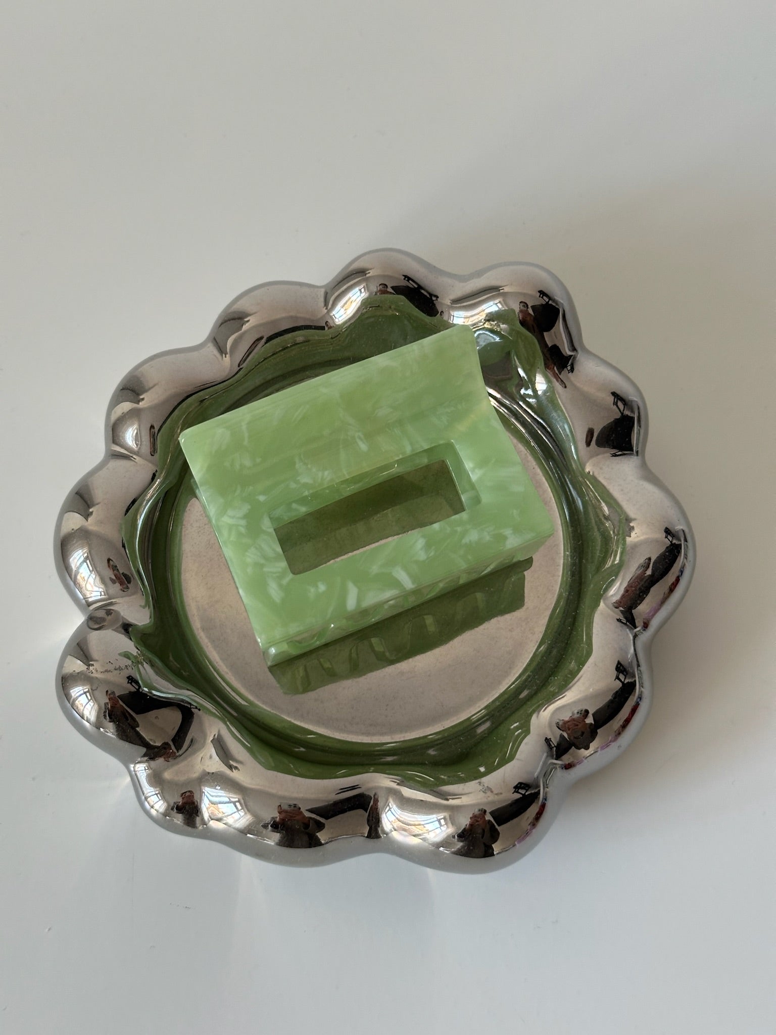 apple green