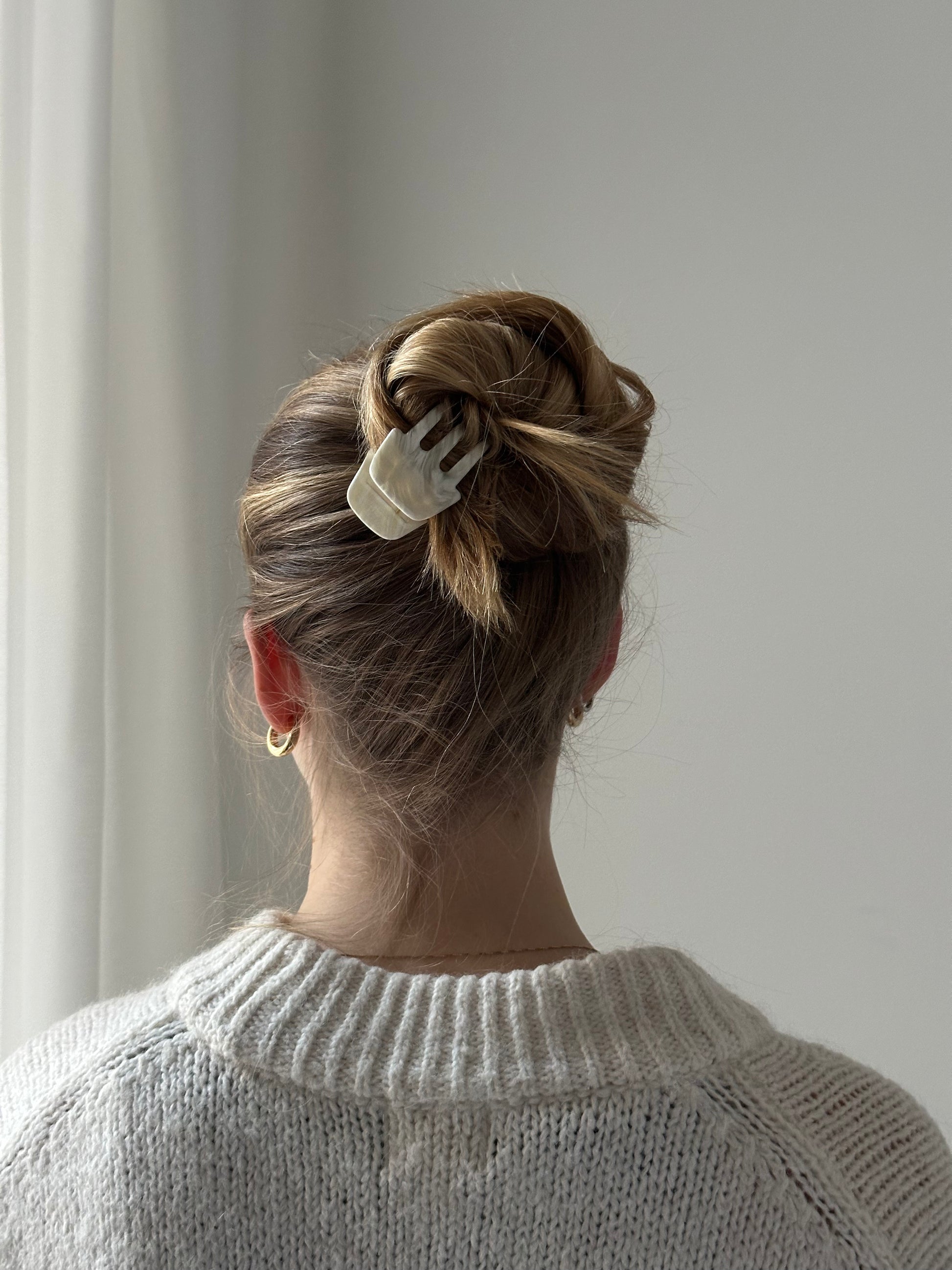 beige swirl