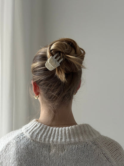 beige swirl