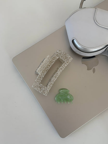 apple green