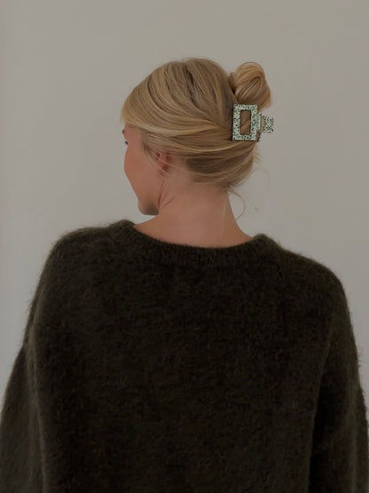 JOSEFIN CLIP