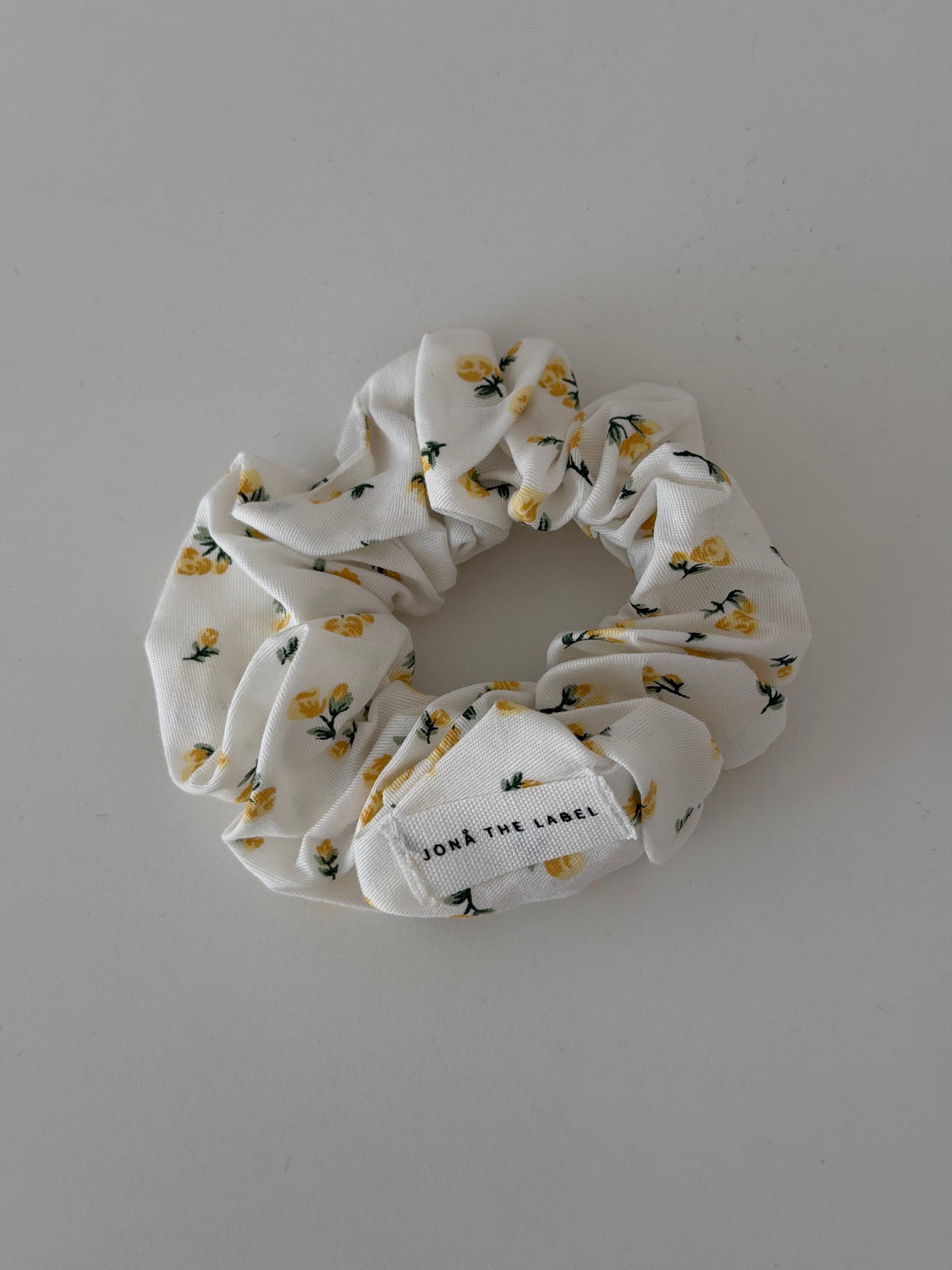  yellow porcelain