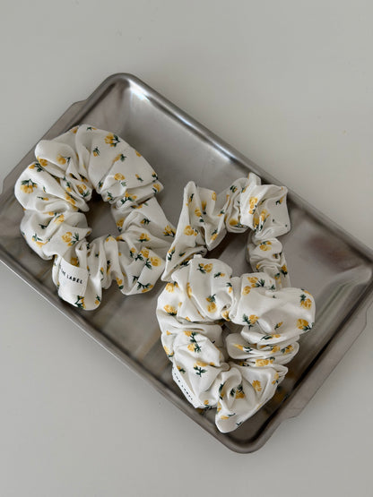 yellow porcelain