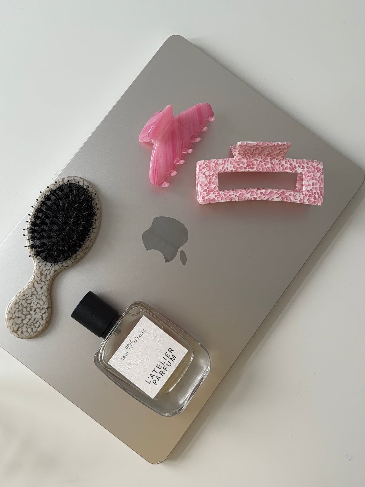 blush dots