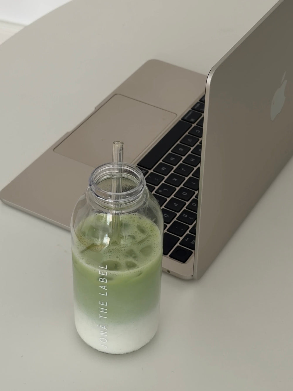 ON THE GO BOTTLE
