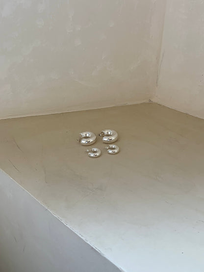 bold hoops small